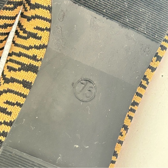 MIA Kerri Tiger Slip-On Knit Pointed Toe Ballet Flat Women's 7.5 Mob Wife - Picture 10 of 10